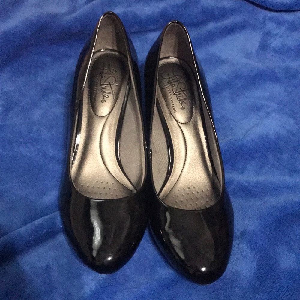 Lifestride black pumps size 7 1/2